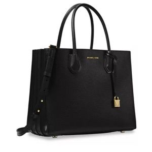 Michael Kors

Mercer Accordion Pebble Leather Tote